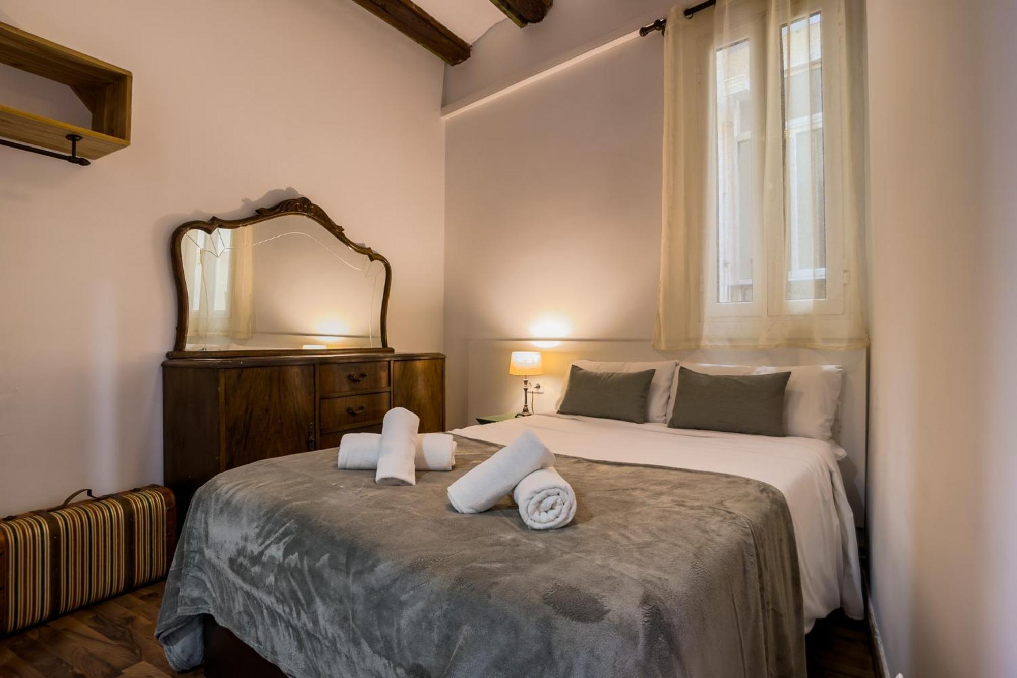 Magalhaes - Trad Flat In Poble Sec, Near Ramblas Barcelona Exterior photo